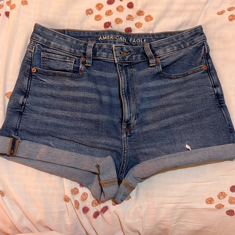 American Eagle hi-rise mom shorts
